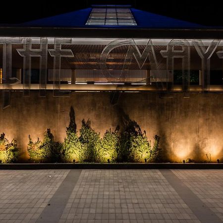 The Maya Hotel Джаландхар Екстериор снимка