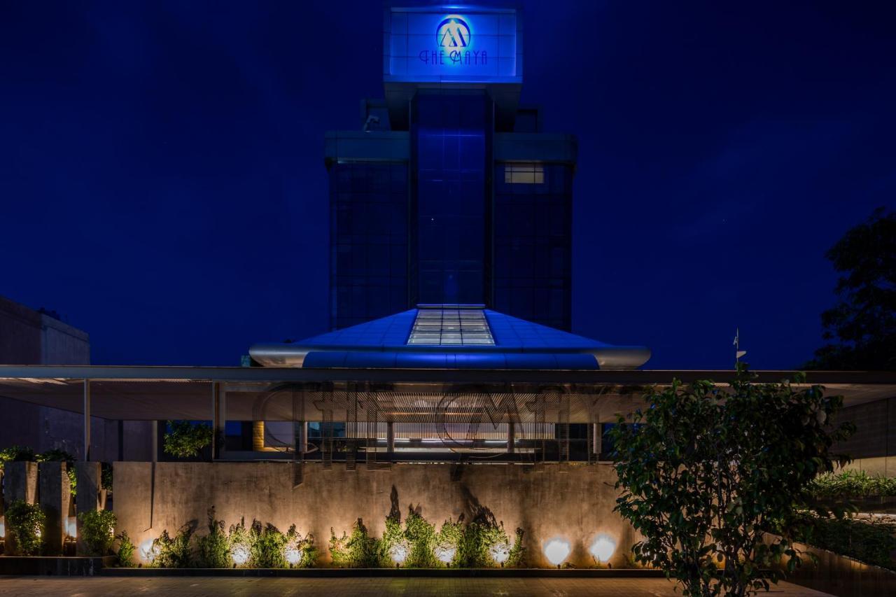 The Maya Hotel Джаландхар Екстериор снимка