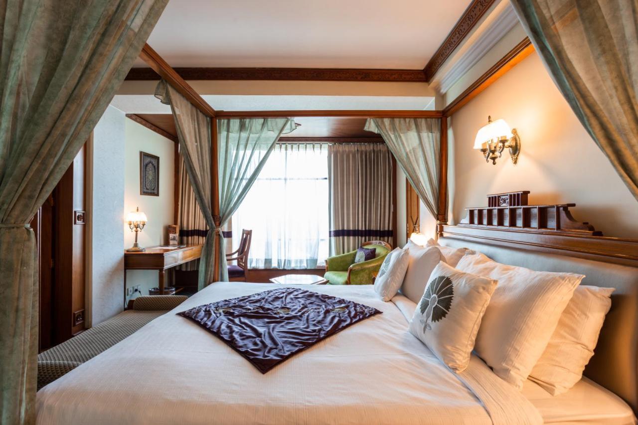The Maya Hotel Джаландхар Екстериор снимка